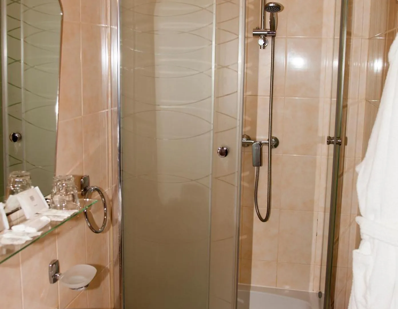 Gonchar Hotel Kiev 3*,  Ucrania