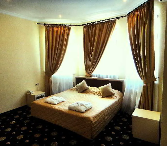 Gonchar Hotel Kiev